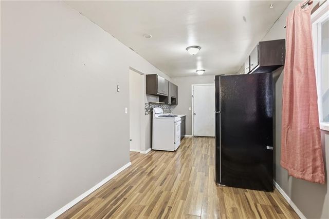 8703 Manchester Avenue, Raytown, MO 64138