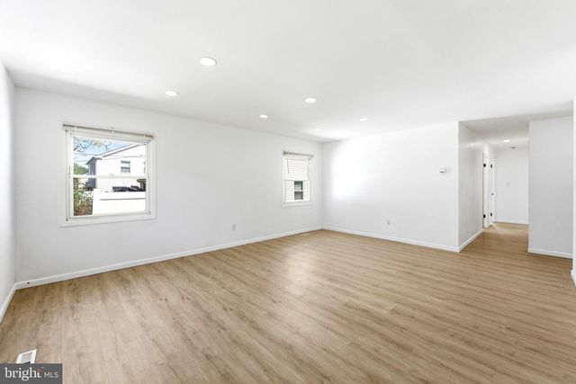 49 MIDDLETON LN, Willingboro, NJ 08046