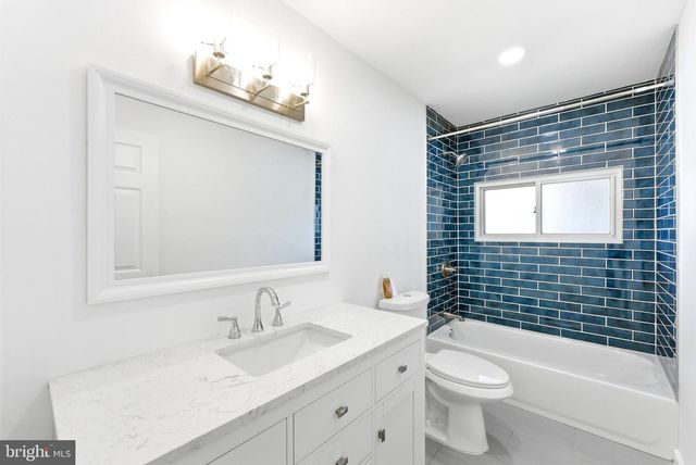49 MIDDLETON LN, Willingboro, NJ 08046