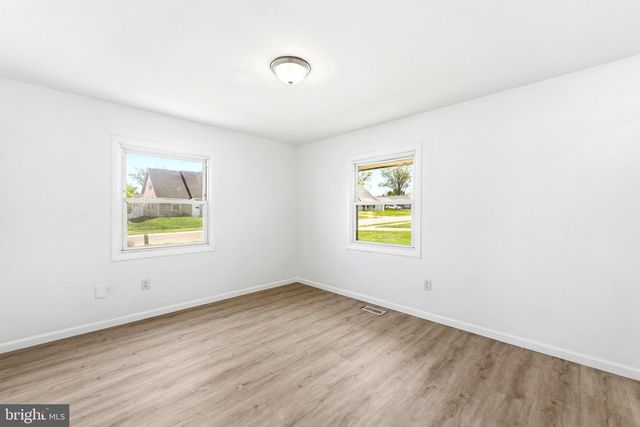 49 MIDDLETON LN, Willingboro, NJ 08046