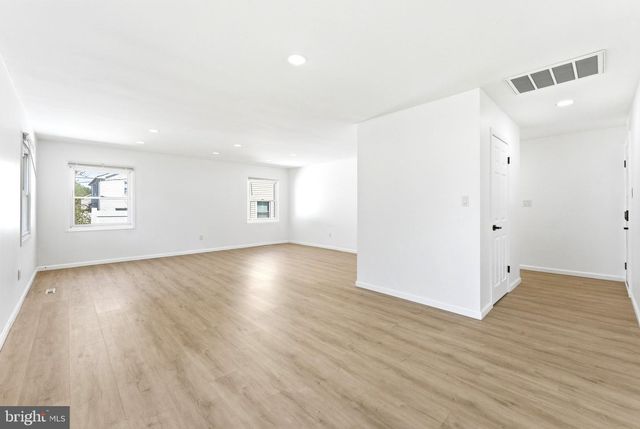 49 MIDDLETON LN, Willingboro, NJ 08046