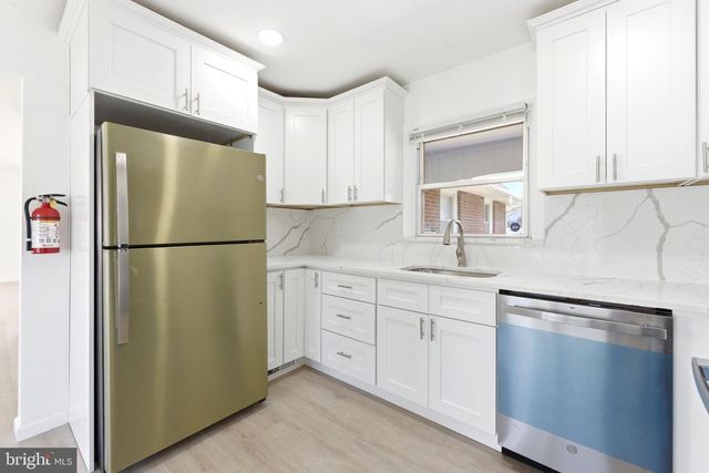 49 MIDDLETON LN, Willingboro, NJ 08046