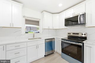 49 MIDDLETON LN, Willingboro, NJ 08046