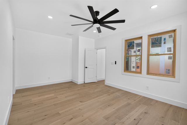 1007 Winston Street, Dallas, TX 75208