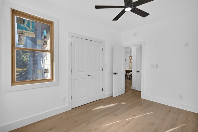 1007 Winston Street, Dallas, TX 75208