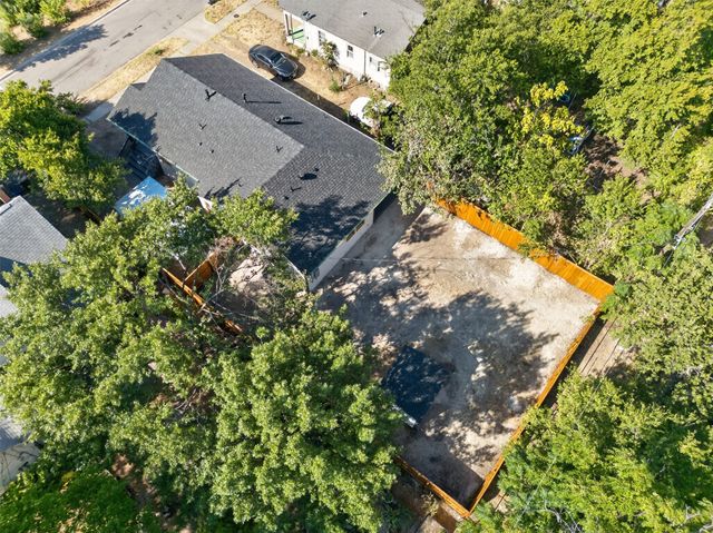1007 Winston Street, Dallas, TX 75208