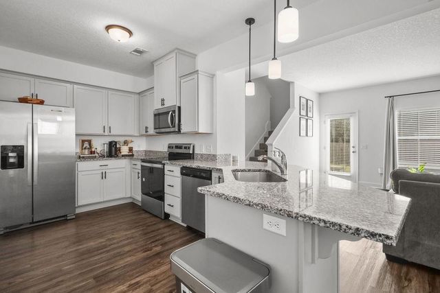 871 Grayson Avenue, Hinesville, GA 31313