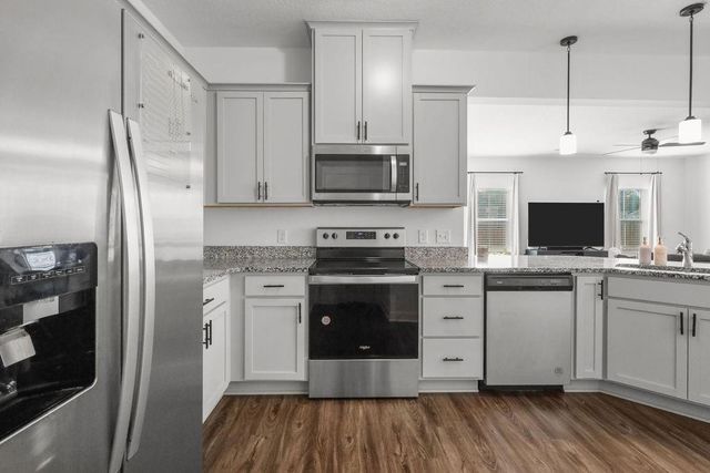 871 Grayson Avenue, Hinesville, GA 31313