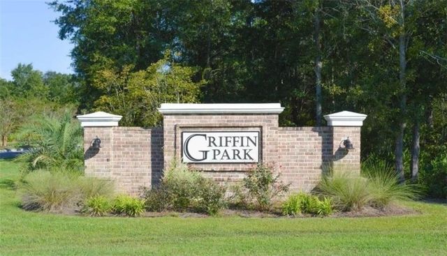 871 Grayson Avenue, Hinesville, GA 31313