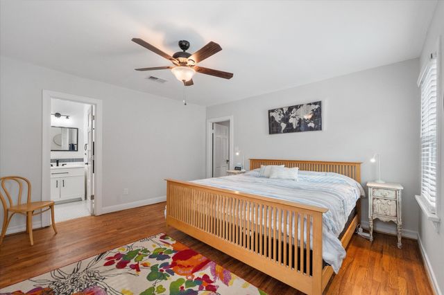 2624 Willing Avenue, Fort Worth, TX 76110