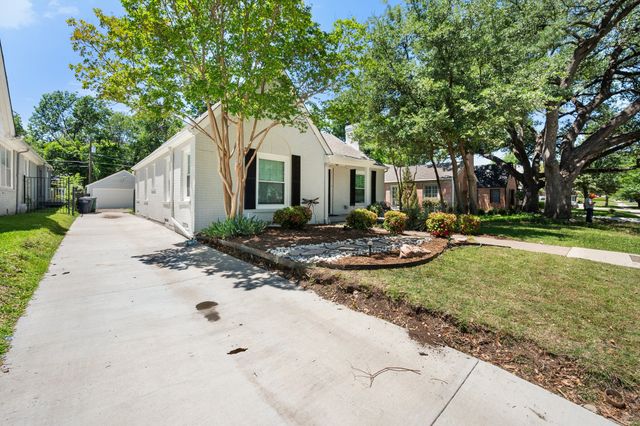 2624 Willing Avenue, Fort Worth, TX 76110