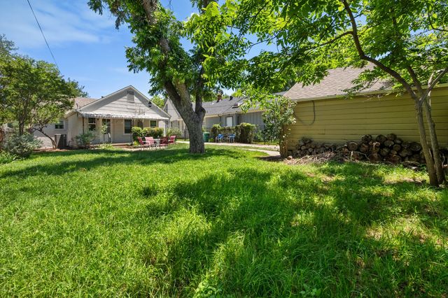 2624 Willing Avenue, Fort Worth, TX 76110