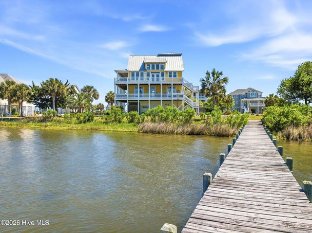 9 Osprey Drive, N Topsail Beach, NC 28460