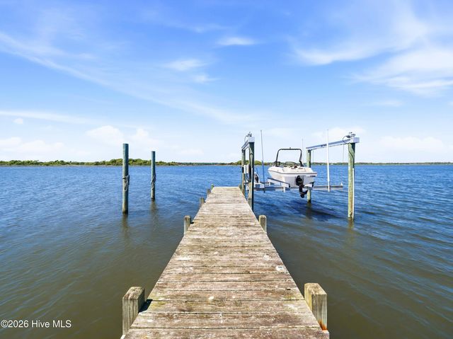9 Osprey Drive, N Topsail Beach, NC 28460