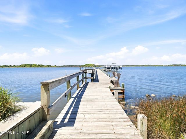 9 Osprey Drive, N Topsail Beach, NC 28460