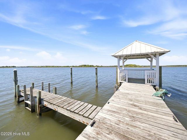 9 Osprey Drive, N Topsail Beach, NC 28460