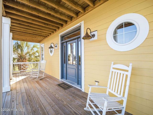 9 Osprey Drive, N Topsail Beach, NC 28460