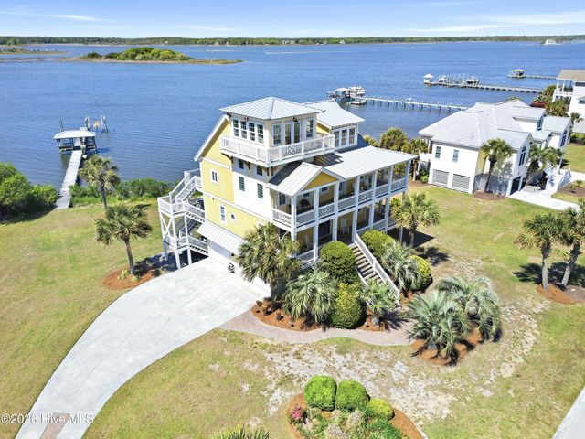 9 Osprey Drive, N Topsail Beach, NC 28460