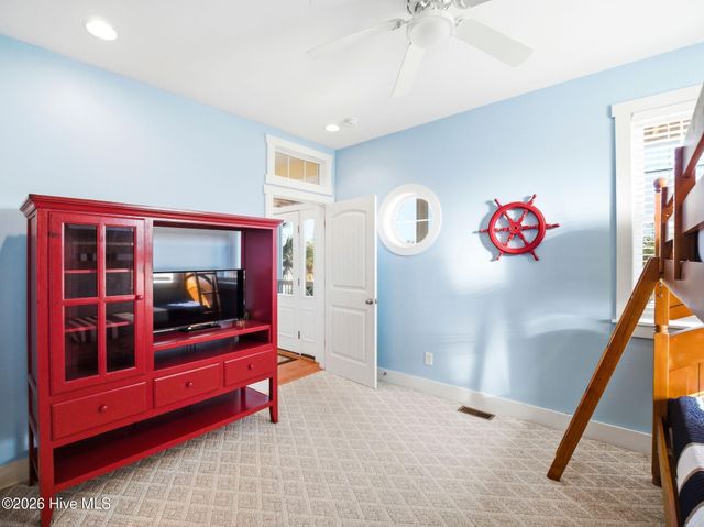 9 Osprey Drive, N Topsail Beach, NC 28460