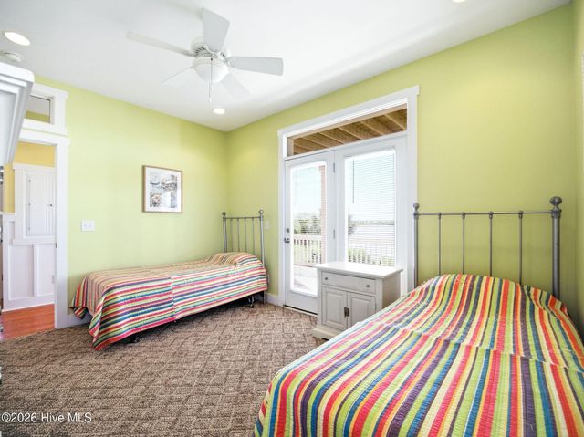 9 Osprey Drive, N Topsail Beach, NC 28460