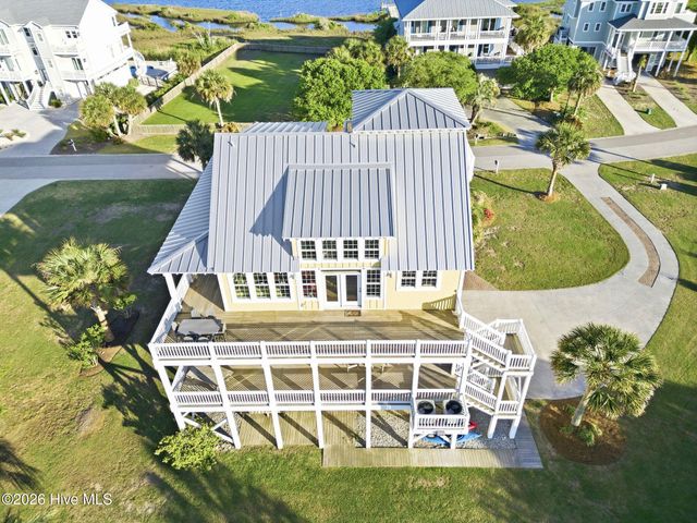 9 Osprey Drive, N Topsail Beach, NC 28460