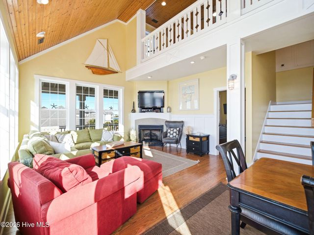 9 Osprey Drive, N Topsail Beach, NC 28460