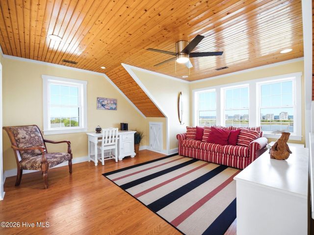 9 Osprey Drive, N Topsail Beach, NC 28460