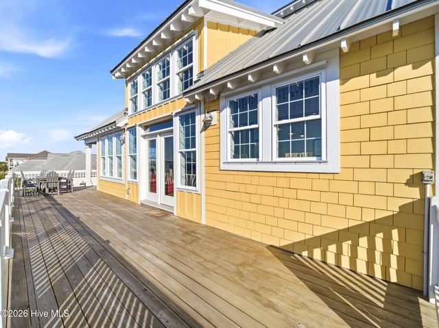 9 Osprey Drive, N Topsail Beach, NC 28460