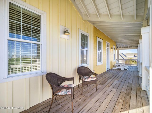 9 Osprey Drive, N Topsail Beach, NC 28460