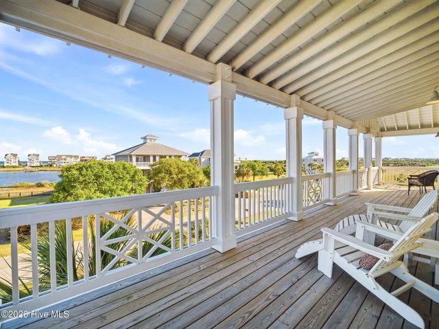 9 Osprey Drive, N Topsail Beach, NC 28460