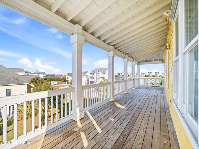 9 Osprey Drive, N Topsail Beach, NC 28460