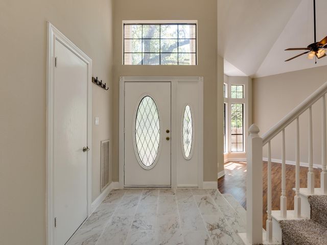 3944 Kristencreek LN, Round Rock, TX 78681