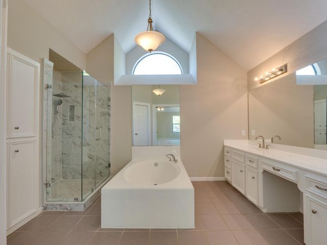 3944 Kristencreek LN, Round Rock, TX 78681