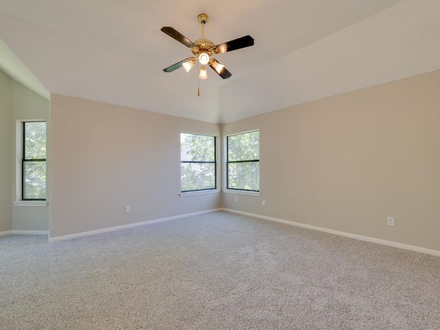 3944 Kristencreek LN, Round Rock, TX 78681