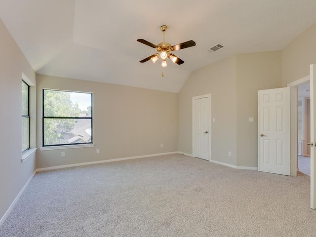 3944 Kristencreek LN, Round Rock, TX 78681