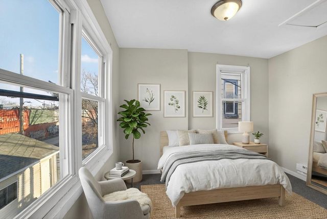 917 N Cicero Avenue, Chicago, IL 60651