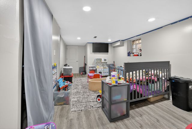 917 N Cicero Avenue, Chicago, IL 60651