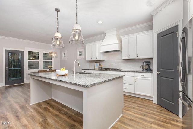 218 Prince Place Drive, Fuquay Varina, NC 27526