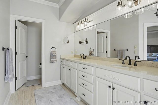 12324 S Ash Avenue, Jenks, OK 74037