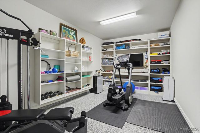 12324 S Ash Avenue, Jenks, OK 74037