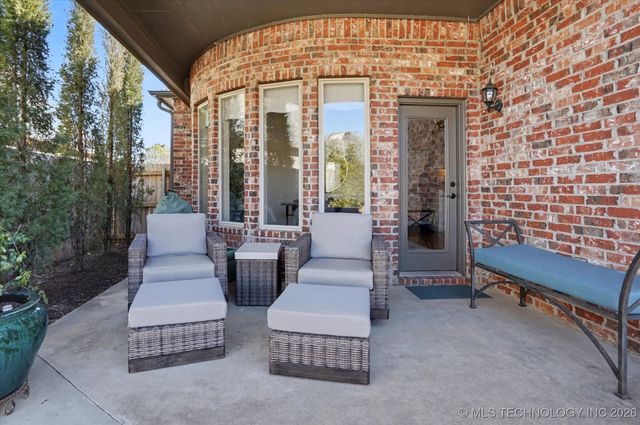 12324 S Ash Avenue, Jenks, OK 74037