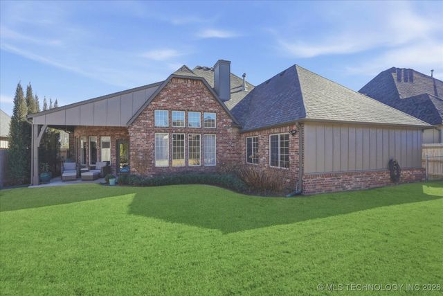 12324 S Ash Avenue, Jenks, OK 74037