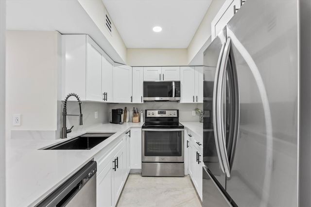 1200 West Ave 604, Miami Beach, FL 33139