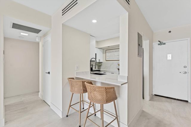 1200 West Ave 604, Miami Beach, FL 33139