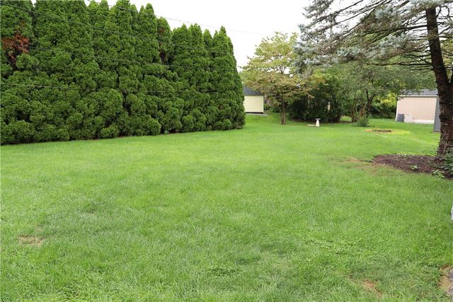 3202 Aberdeen Cir Allentown, South Whitehall Twp, PA 18104