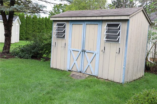 3202 Aberdeen Cir Allentown, South Whitehall Twp, PA 18104