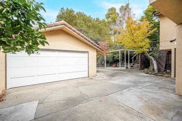 3246 Saddle Dr, Hayward, CA 94541