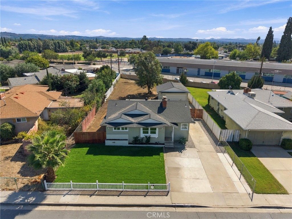 6072 Grand Avenue, Riverside, CA 92504 — exterior