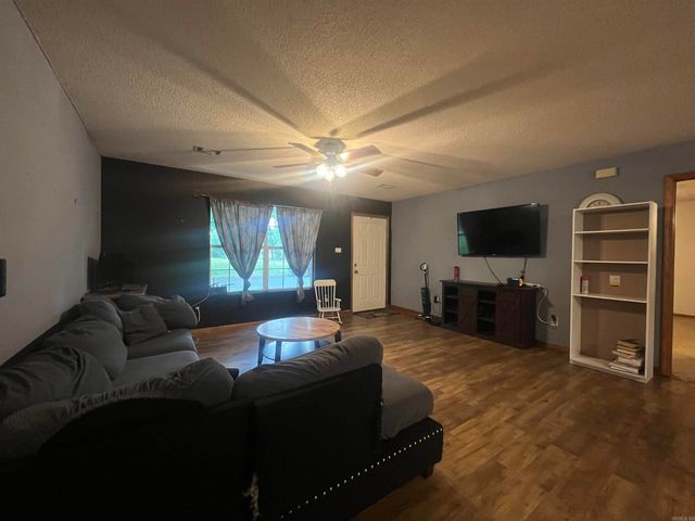 333 Cox Street, Donaldson, AR 71941
