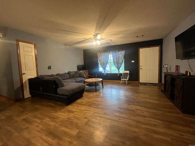 333 Cox Street, Donaldson, AR 71941